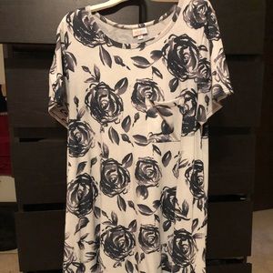 EUC UNICORN print LuLaRoe Carly